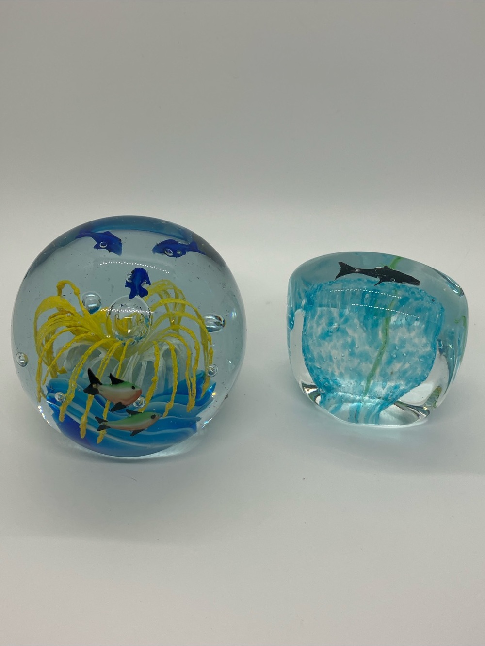 Vtg Art Glass Aquarium Paperweight Lot Bundle Fish Whale Orca x2